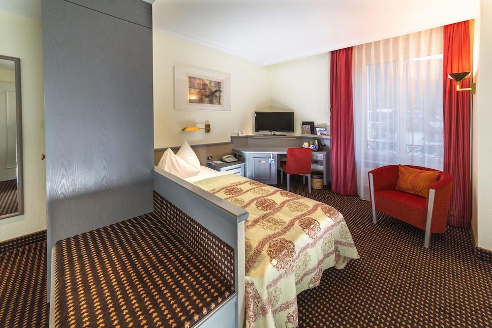 Seehotel Waldstaetterhof Swiss Quality Бруннен Экстерьер фото